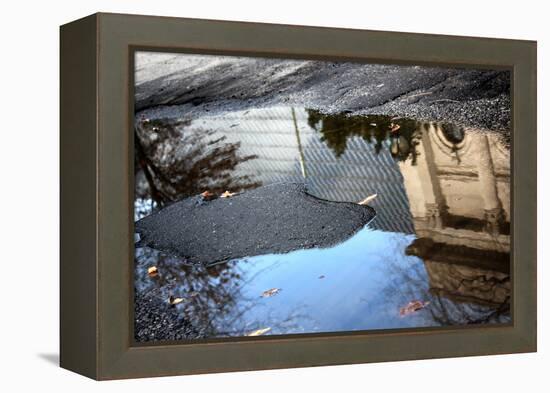 Metropolitan Museum of Art Reflection-null-Framed Stretched Canvas