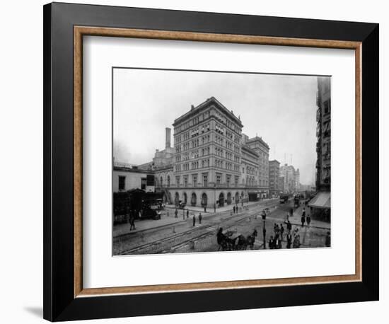 Metropolitan Opera House-null-Framed Photographic Print