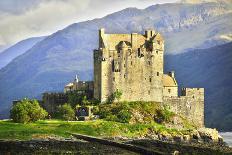 Eilean Donan Castle, Scotland-meunierd-Photographic Print