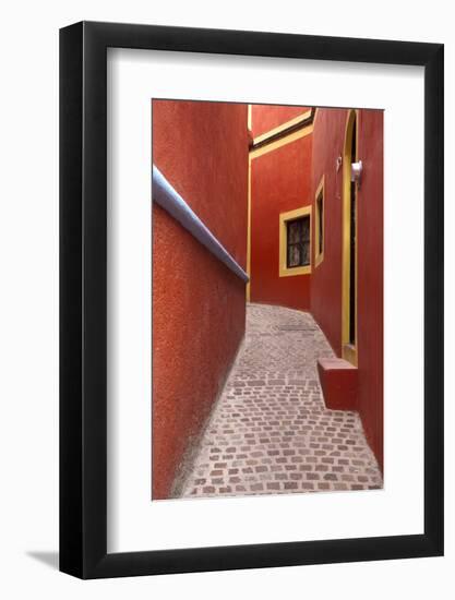 Mexico, Guanajuato, Orange Alley-Hollice Looney-Framed Photographic Print