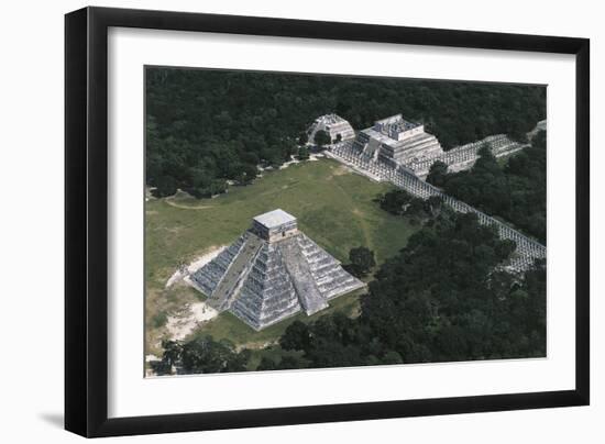 Mexico, Yucatan, Chichen Itza, Mayan Archeological Site, Temple of Warriors and Temple of Kukulkan-null-Framed Giclee Print