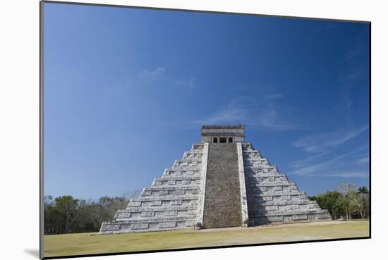 Mexico, Yucatan Peninsula, Yucatan, Chichen Itza, Kukulkan Pyramid-Adam Crowley-Mounted Photographic Print