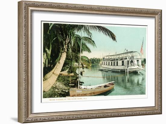 Miami, Florida - Houseboat on the Miami River-Lantern Press-Framed Art Print