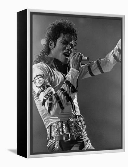 Michael Jackson Performing-null-Framed Premier Image Canvas