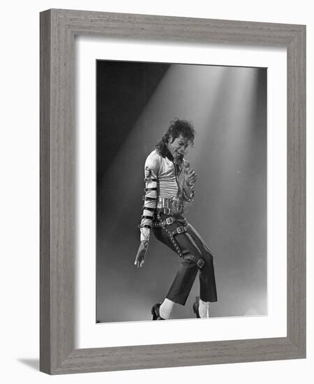 Michael Jackson-null-Framed Premium Photographic Print