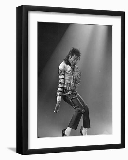 Michael Jackson--Framed Premium Photographic Print