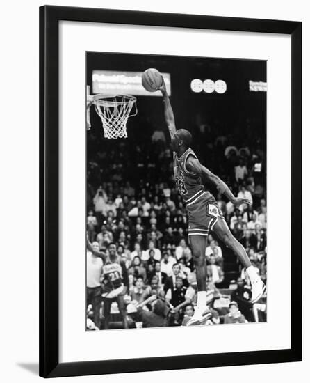 Michael Jordan - 1989-Vandell Cobb-Framed Photographic Print