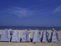 Italia, Apulia, Polignano a Mare. Crowded beach on a weekend. green.-Michele Molinari-Photographic Print