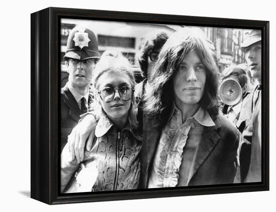 Mick Jagger and His Girl Friend, Singer Marianne Faithful Arrive at Magistrate's Court-null-Framed Stretched Canvas