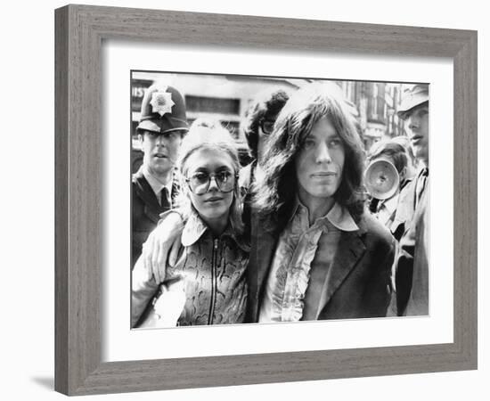 Mick Jagger and His Girl Friend, Singer Marianne Faithful Arrive at Magistrate's Court-null-Framed Photo