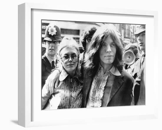 Mick Jagger and His Girl Friend, Singer Marianne Faithful Arrive at Magistrate's Court-null-Framed Photo