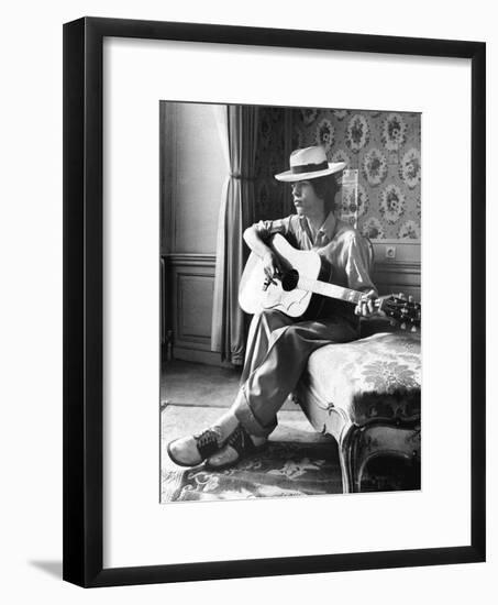 Mick Jagger in Vienna-Associated Newspapers-Framed Photo