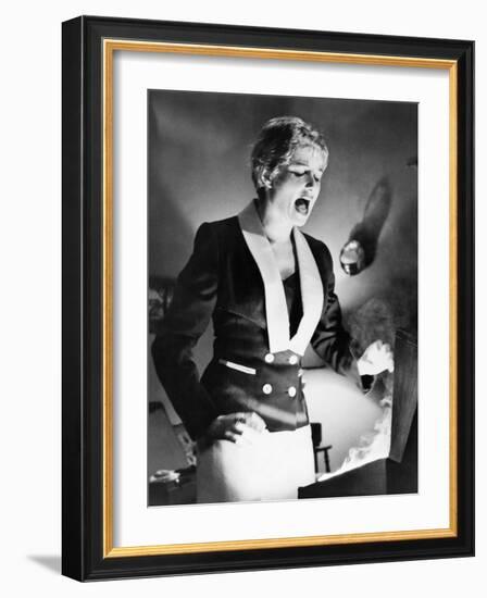 Mickey Spillane's Kiss Me Deadly, 1955-null-Framed Photographic Print