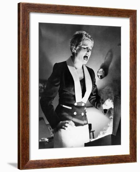 Mickey Spillane's Kiss Me Deadly, 1955-null-Framed Photographic Print