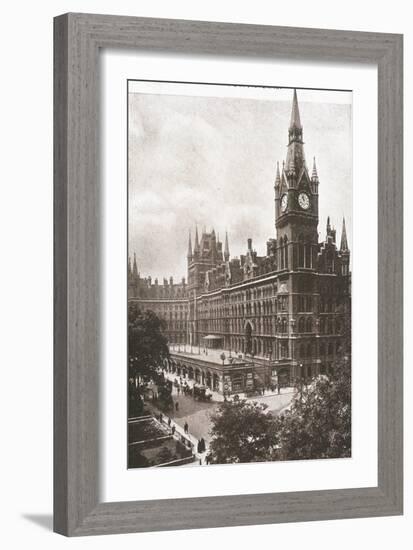 Midland Grand Hotel in St Pancras-null-Framed Photographic Print