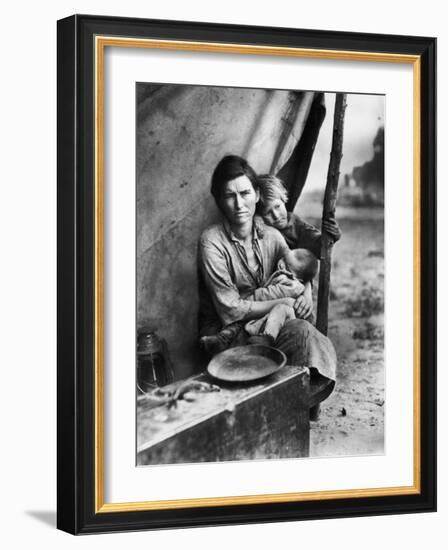 Migrant Mother Florence Thompson and Children Photographed by Dorothea Lange-Dorothea Lange-Framed Photographic Print
