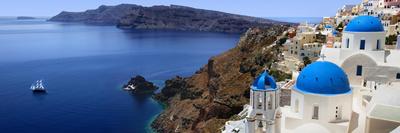 Santorini-mikdam-Framed Photographic Print