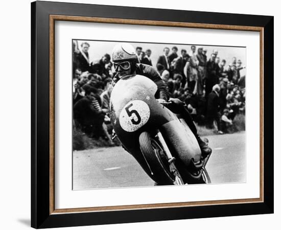 Mike Hailwood, on an Mv Agusta, Winner of the Isle of Man Senior TT, 1964-null-Framed Photographic Print