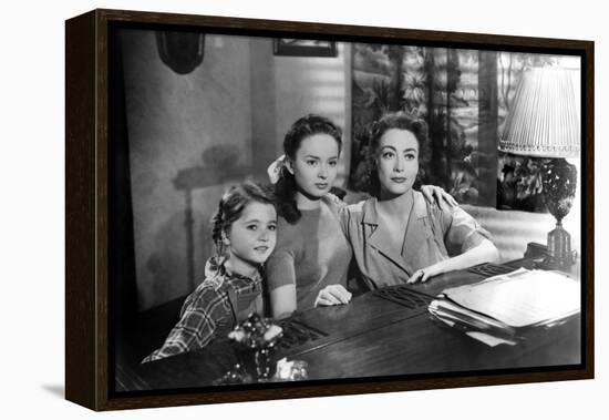 MILDRED PIERCE, 1945 directed by MICHAEL CURTIZ Jo Ann Marlowe, Ann Blyth and Joan Crawford (b/w ph-null-Framed Stretched Canvas