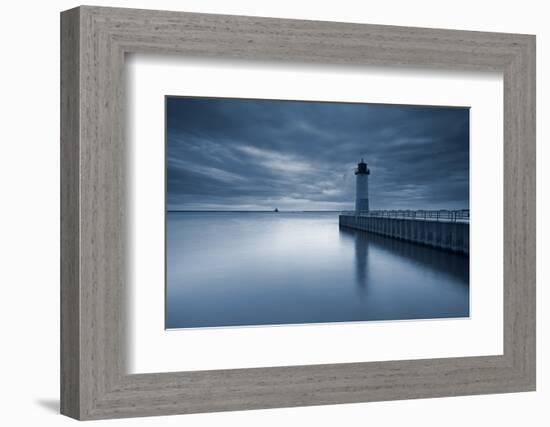 Milwaukee Lighthouse.-rudi1976-Framed Photographic Print