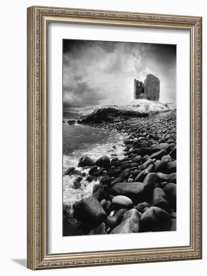 Minard Castle, County Kerry, Ireland-Simon Marsden-Framed Giclee Print