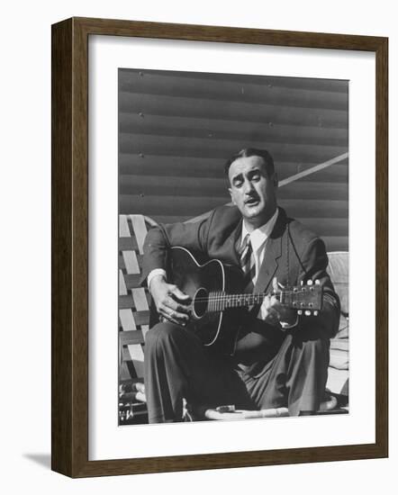 Miner Maurice Ruddick Playing Guitar-Carl Mydans-Framed Photographic Print