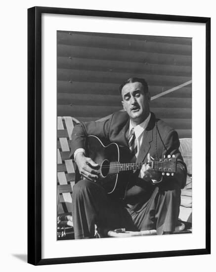 Miner Maurice Ruddick Playing Guitar-Carl Mydans-Framed Photographic Print