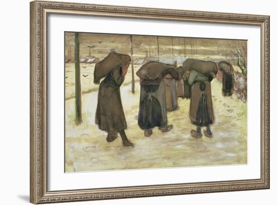 Miners' Wives Carrying Sacks of Coal, 1882-Vincent van Gogh-Framed Giclee Print