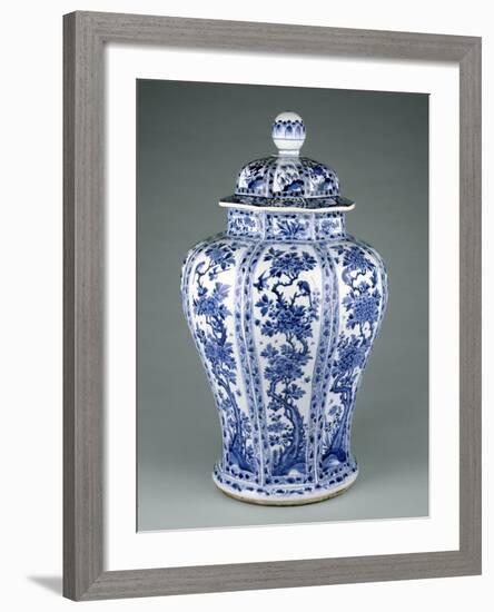 Ming Dynasty Blue and White Lidded Vase-null-Framed Photographic Print