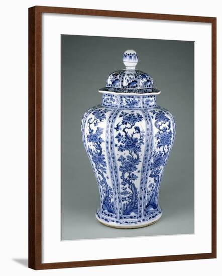 Ming Dynasty Blue and White Lidded Vase-null-Framed Photographic Print