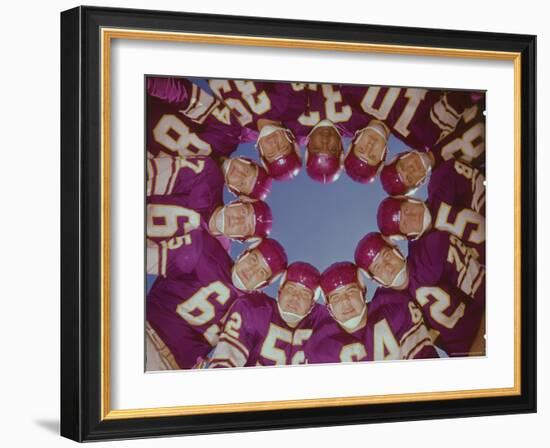 Minnesota Vikings Football Team-Eliot Elisofon-Framed Premium Photographic Print