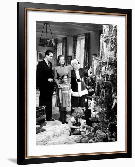 Miracle on 34Th Street, John Payne, Maureen O'Hara, Natalie Wood, Edmund Gwenn, 1947-null-Framed Photo