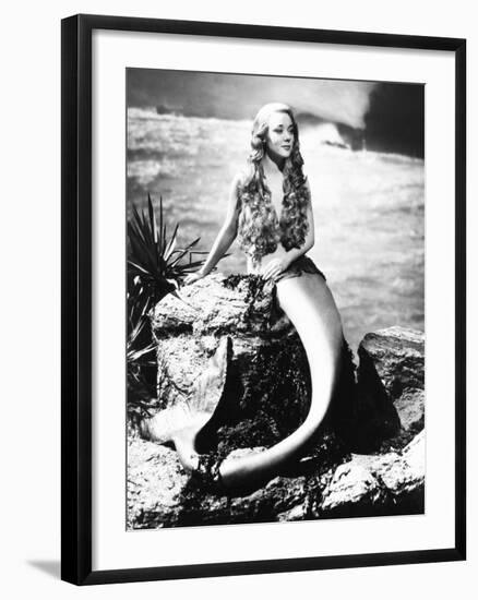 Miranda, Glynis Johns, 1948-null-Framed Photo