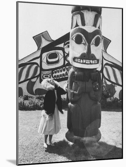 Miss Alaska Visiting an American Indian Museum-Peter Stackpole-Mounted Photographic Print