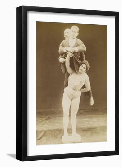 Miss Athléta (Me Van Huffelen),  leveur de poids-null-Framed Giclee Print