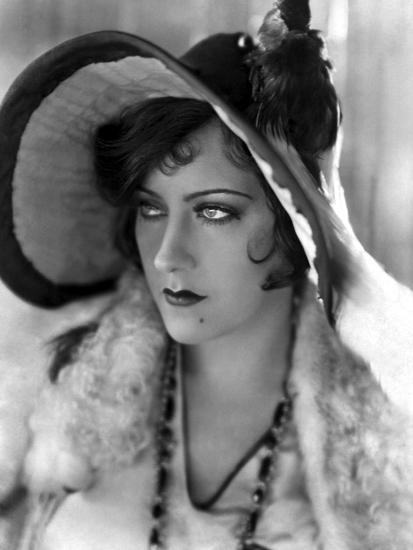 'Miss Sadie Thompson by Raoul Walsh with Gloria Swanson, 1928 (b/w ...