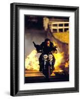 Mission Impossible II De Johnwoo Avec Tom Cruise 2000-null-Framed Photo