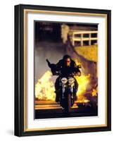 Mission Impossible II De Johnwoo Avec Tom Cruise 2000-null-Framed Photo