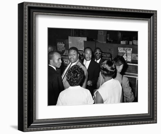 MLK Freedom Riders 1961-null-Framed Photographic Print