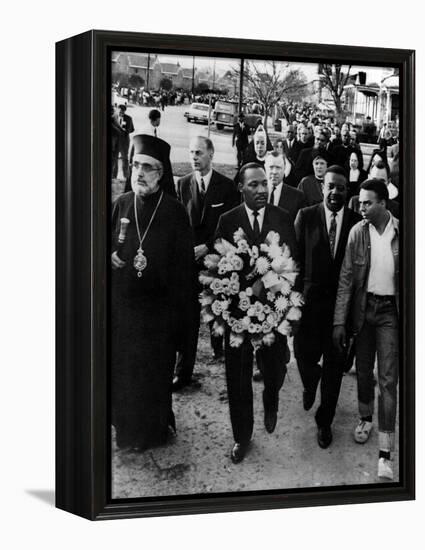 MLK Leads March for Slain Unitarian Minister 1965-null-Framed Premier Image Canvas