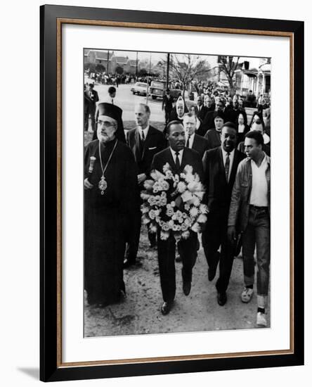 MLK Leads March for Slain Unitarian Minister 1965-null-Framed Photographic Print