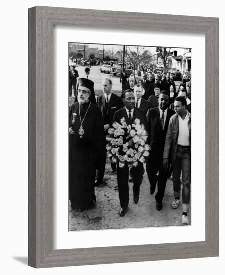 MLK Leads March for Slain Unitarian Minister 1965-null-Framed Photographic Print