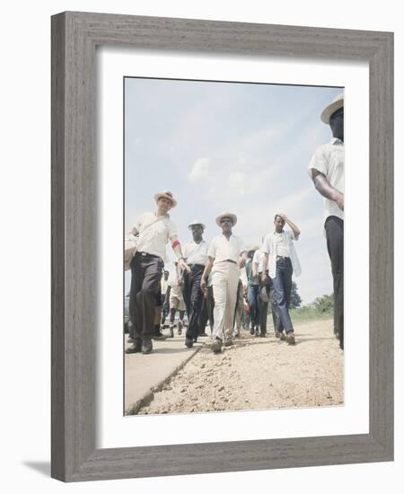 MLK Marches from Memphis to Jackson 1965-null-Framed Photographic Print