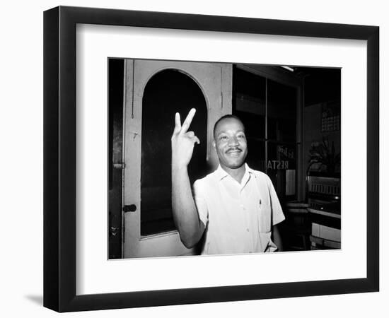 MLK St Augustine Boycott 1964-null-Framed Premium Photographic Print