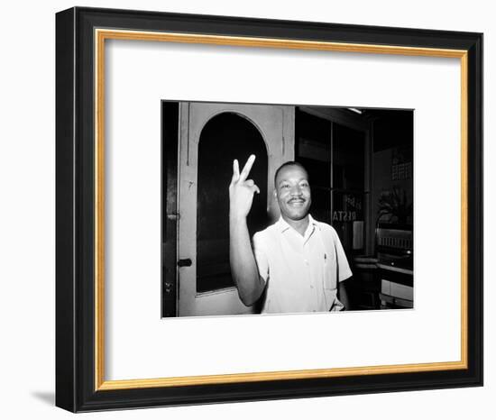 MLK St Augustine Boycott 1964-null-Framed Photographic Print