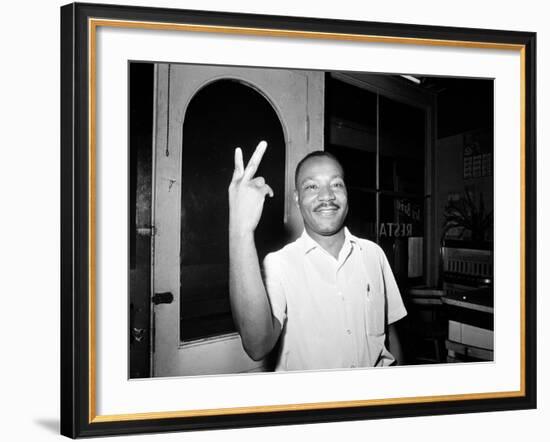 MLK St Augustine Boycott 1964-null-Framed Photographic Print