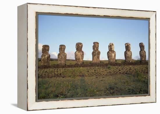 Moai of Ahu Ko Te Riku-null-Framed Premier Image Canvas