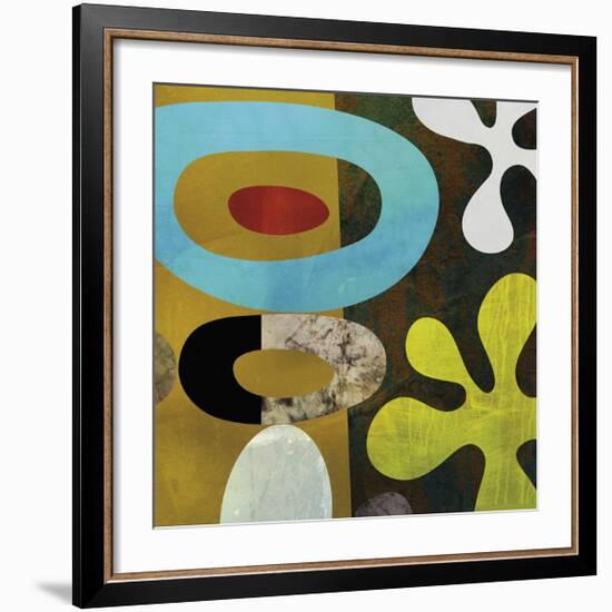 Mod Look 1-Yuko Lau-Framed Giclee Print