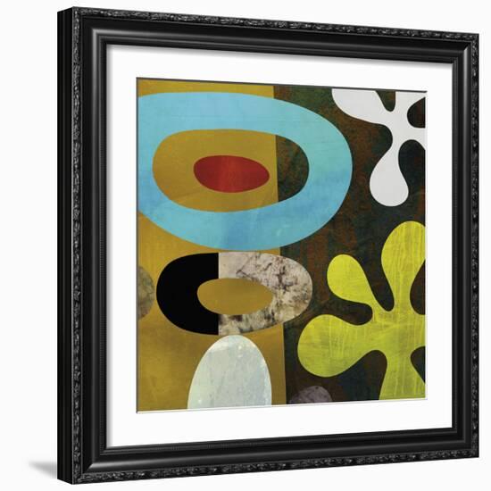 Mod Look 1-Yuko Lau-Framed Giclee Print