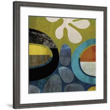 Mod Look 2-Yuko Lau-Framed Giclee Print
